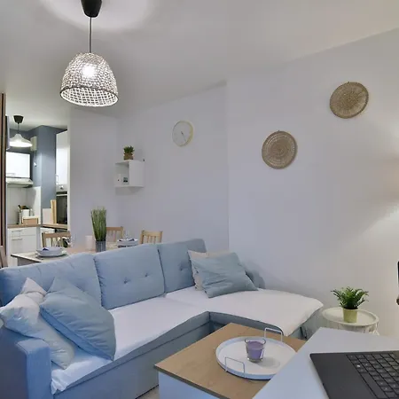 Apartment Le Nid De Montbran - Avec Balcon